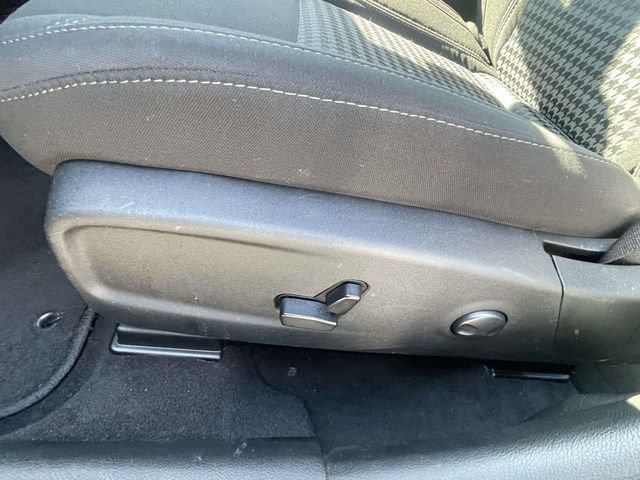 Used 2023 Dodge Charger SXT w/ Cold Weather Package RWD image 15