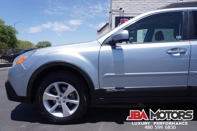 Used 2014 Subaru Outback 2.5i Limited w/ Moonroof Package AWD/4WD image 38