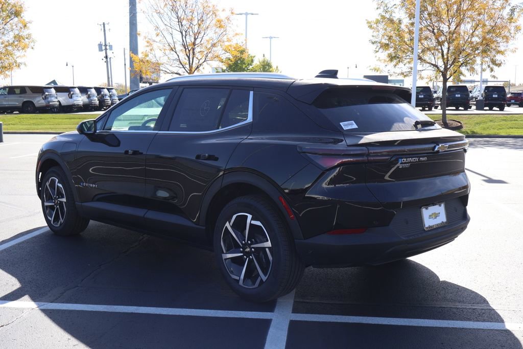 New 2026 Chevrolet Equinox EV LT image 5