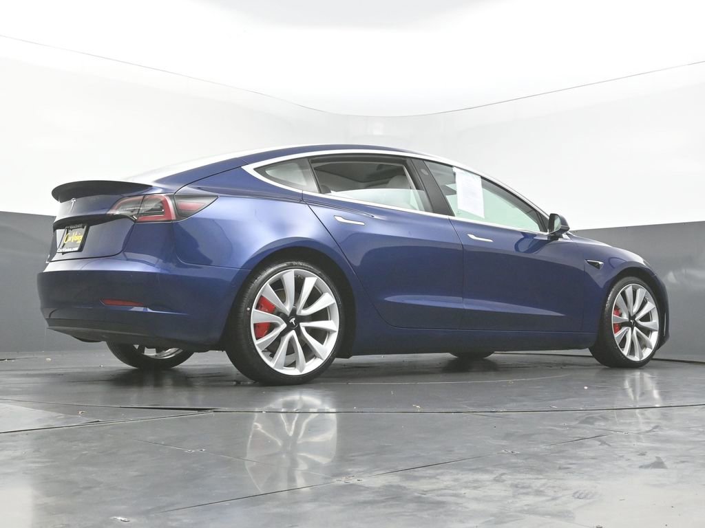 Used 2018 Tesla Model 3 Performance image 44