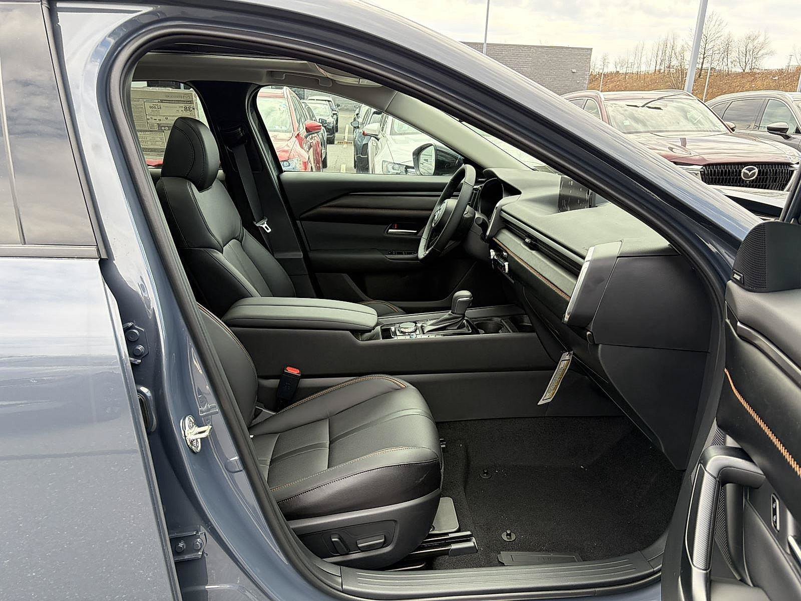 New 2026 MAZDA CX-50 2.5 Hybrid w/ Cargo Package AWD/4WD image 10