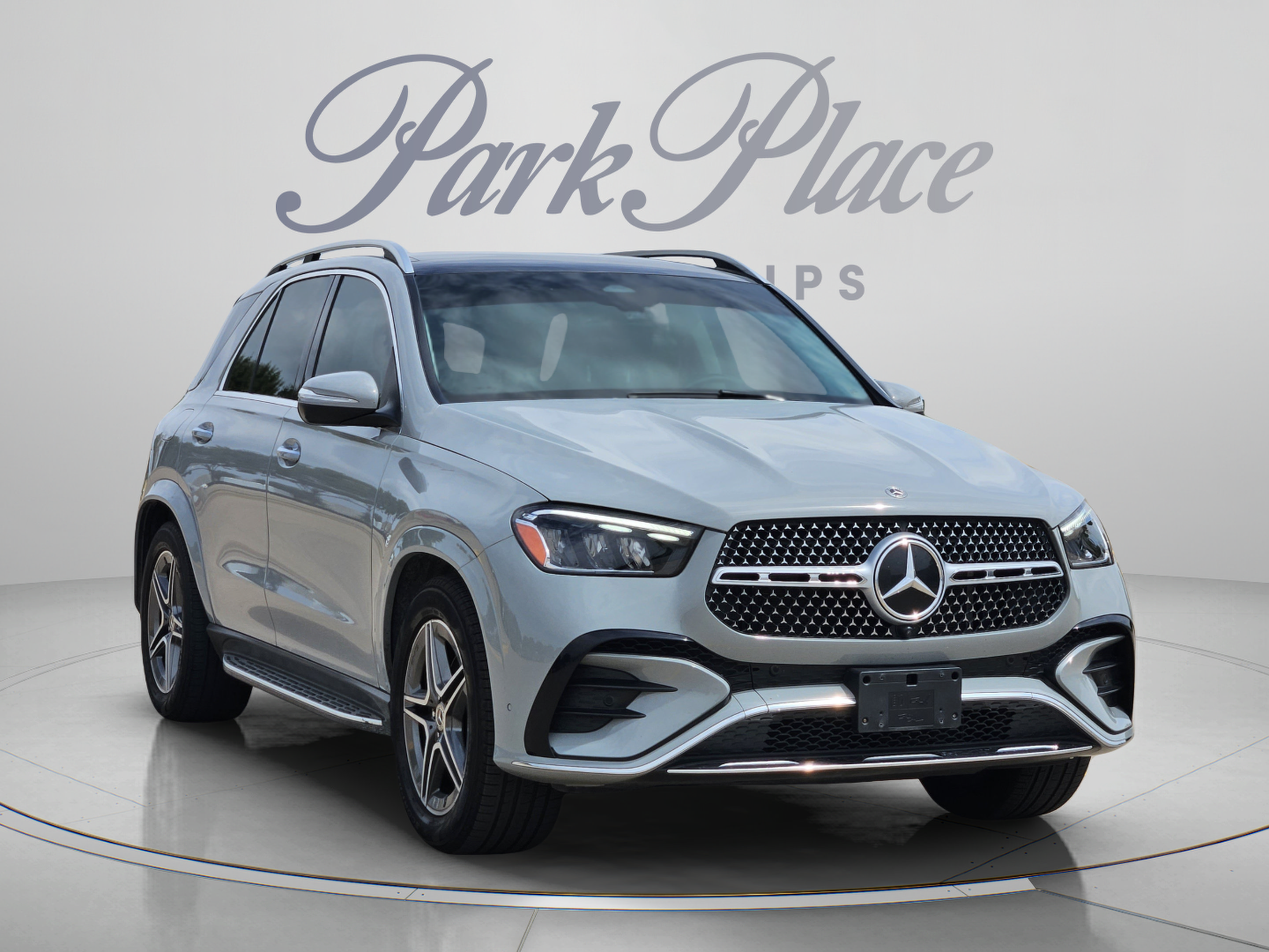 Used 2024 Mercedes-Benz GLE 450 4MATIC image 4
