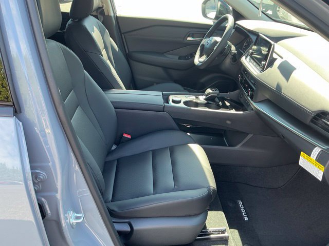 New 2026 Nissan Rogue Dark Armor AWD/4WD image 15