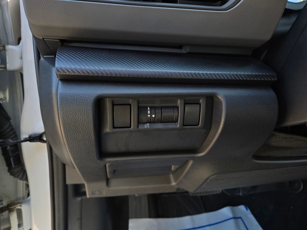 Used 2024 Subaru Crosstrek 2.5i Limited w/ Crosstrek Mirror Package AWD/4WD image 14