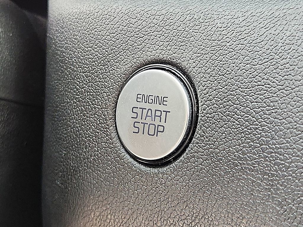 Certified 2023 Kia Sorento S w/ Panoramic Sunroof Package image 23