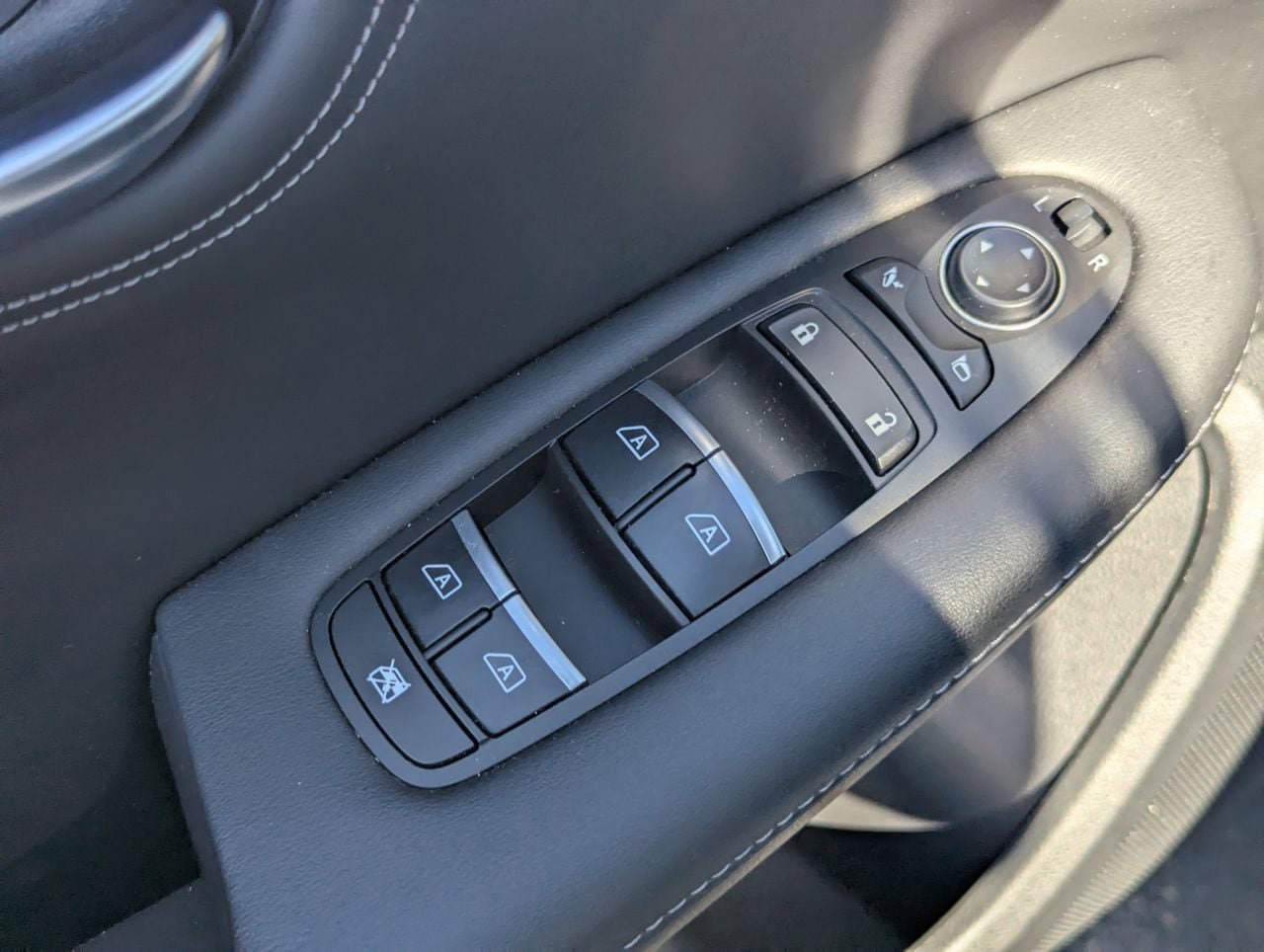 Certified 2023 INFINITI QX50 Sensory AWD/4WD image 22
