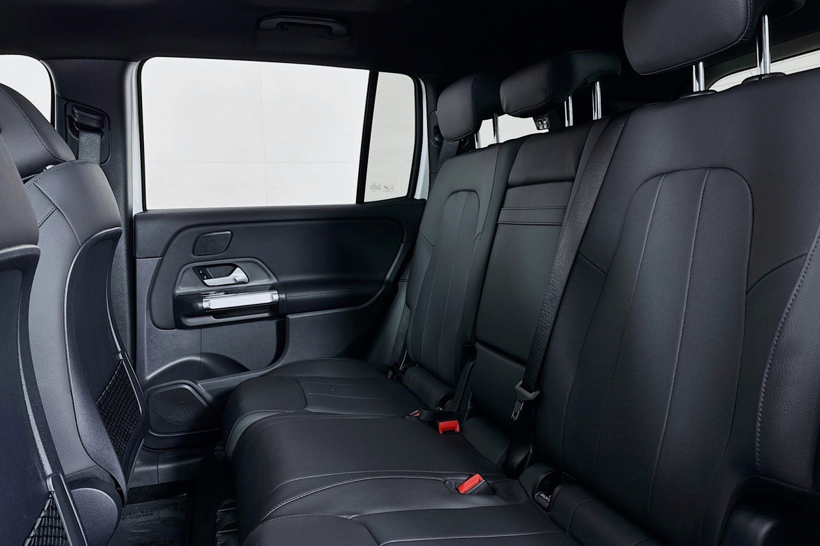 New 2026 Mercedes-Benz GLB 250 image 7