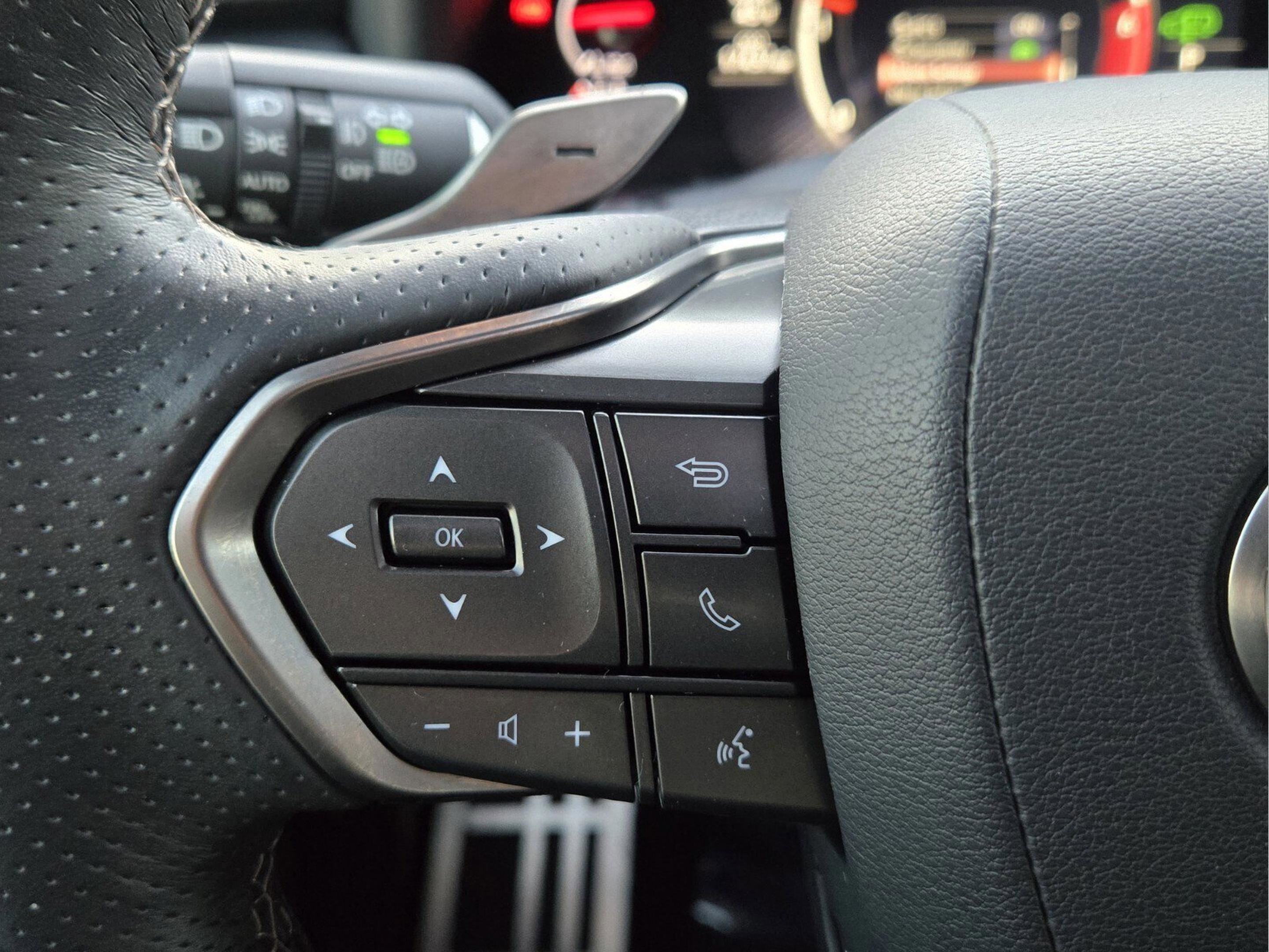 Certified 2024 Lexus LX 600 F Sport image 28