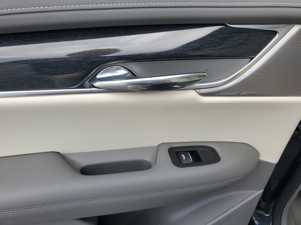 Certified 2023 Cadillac XT6 Premium Luxury image 16