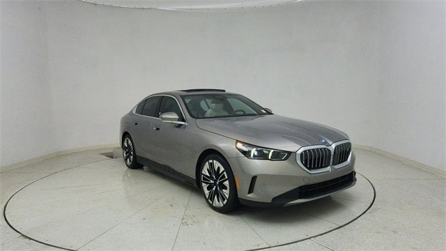 Used 2025 BMW i5 xDrive40 image 68