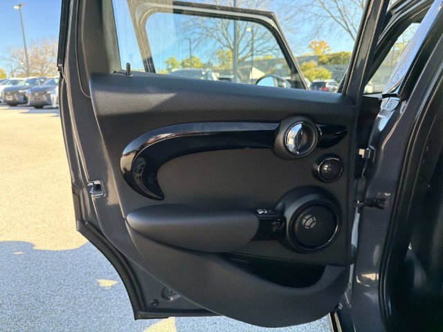 Used 2016 MINI Cooper S FWD image 23