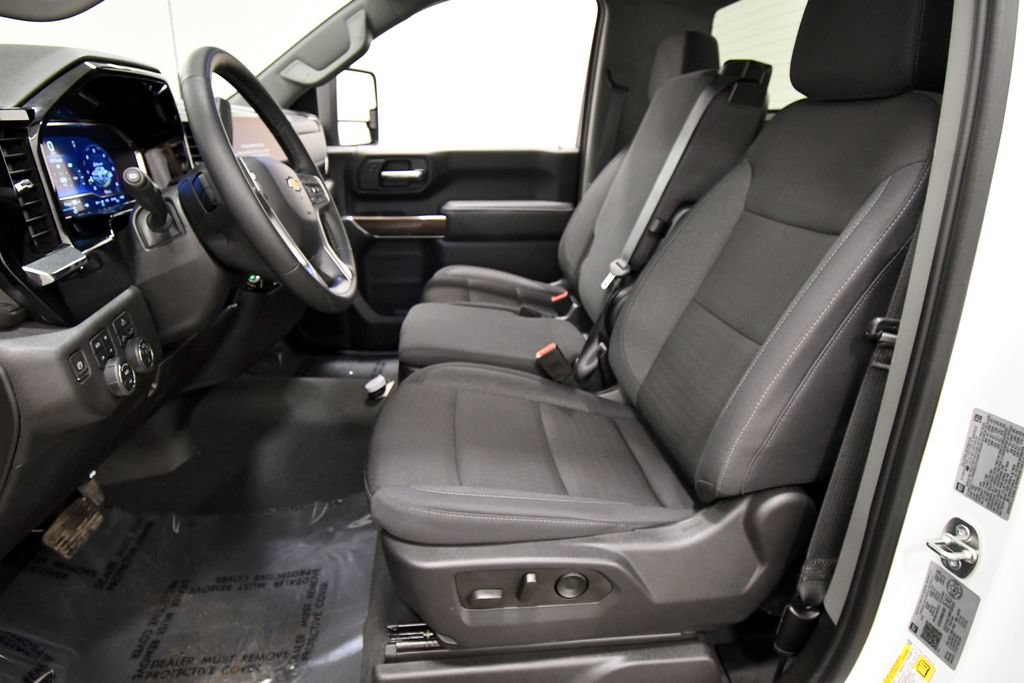 Used 2024 Chevrolet Silverado 2500 LT w/ Convenience Package AWD/4WD image 13