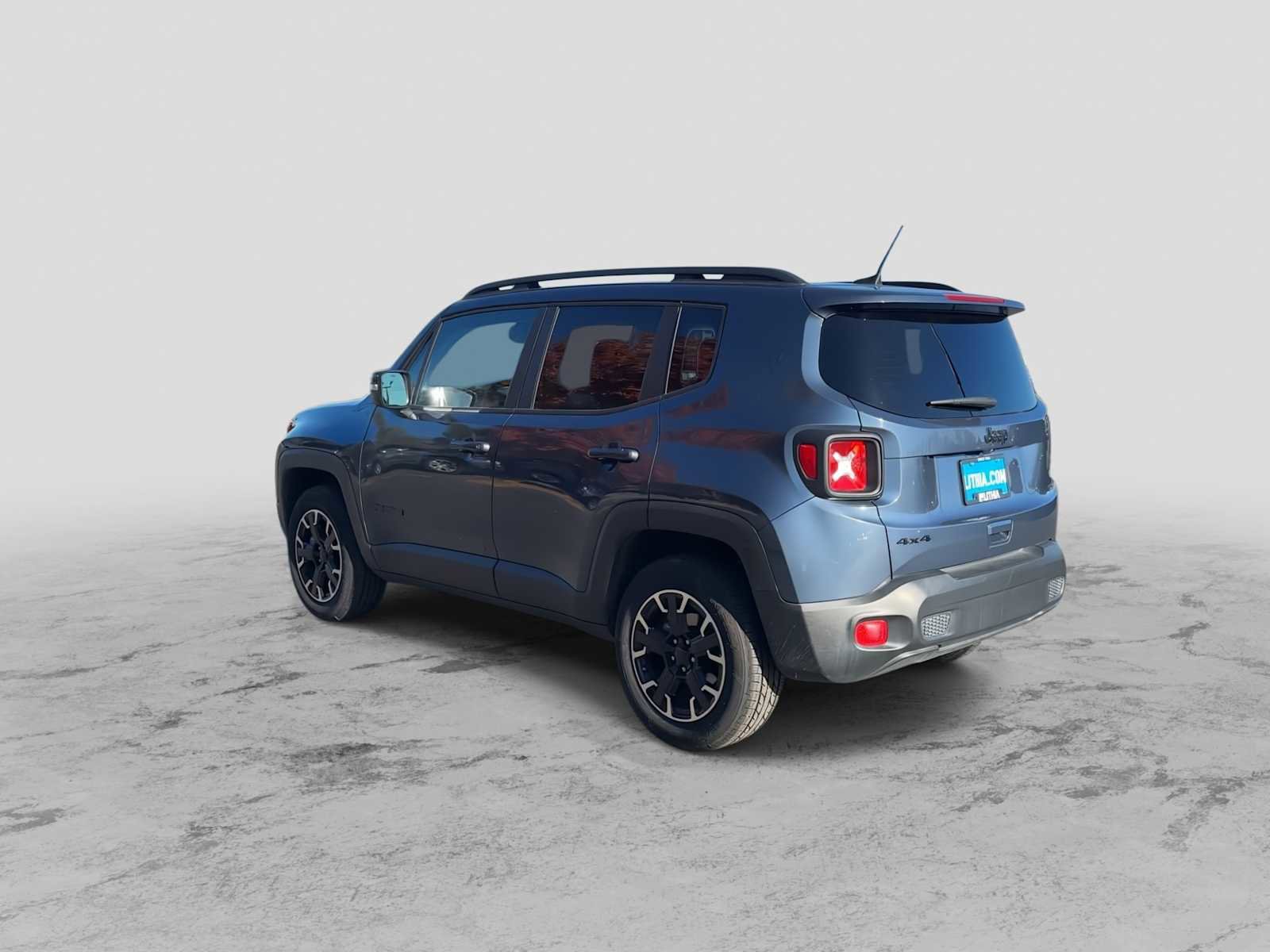 Used 2023 Jeep Renegade Latitude image 6