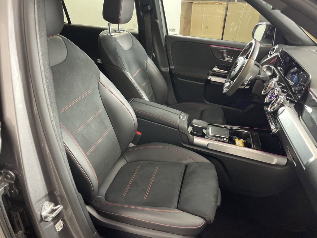 Used 2022 Mercedes-Benz GLB 35 AMG 4MATIC image 28