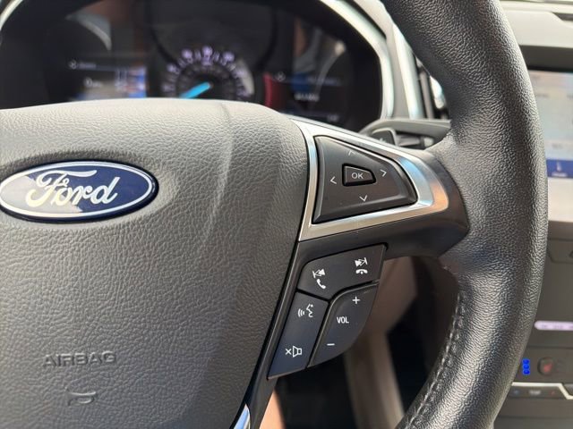 Used 2020 Ford Edge Titanium w/ Equipment Group 301A AWD/4WD image 23