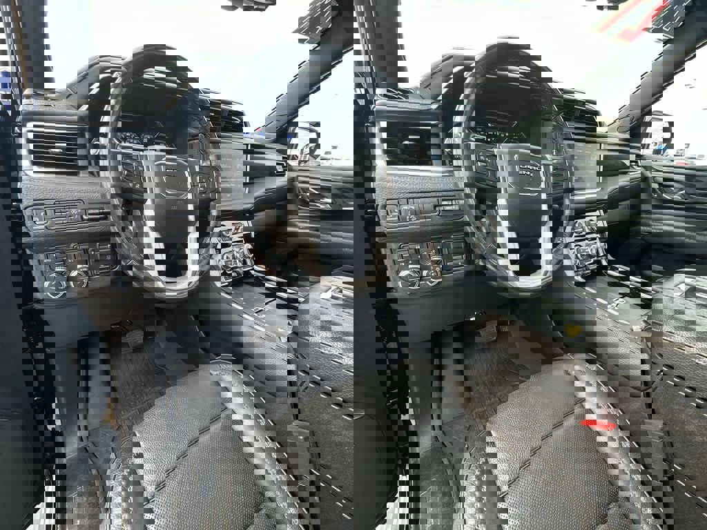 Certified 2021 GMC Yukon Denali w/ Denali Ultimate Package image 11