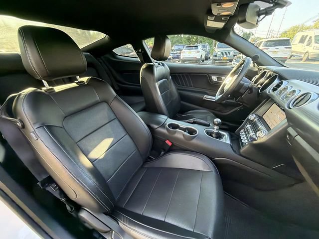Used 2018 Ford Mustang GT Premium w/ GT Performance Package RWD image 24