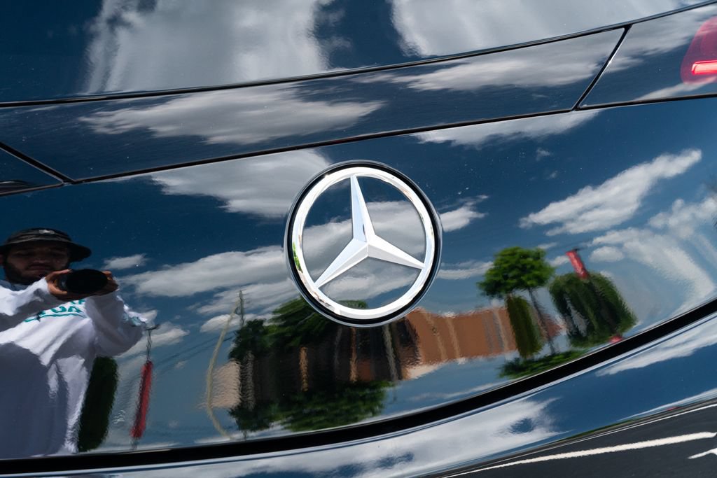 Used 2024 Mercedes-Benz CLE 300 4MATIC Cabriolet image 18