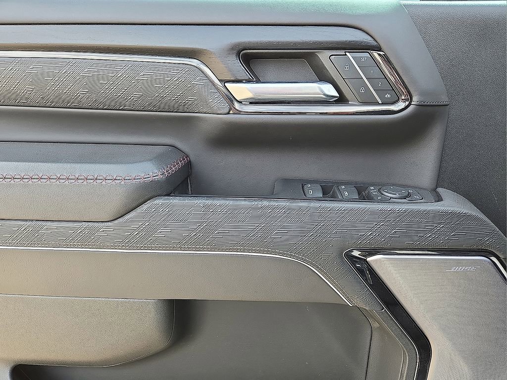 Used 2024 GMC Sierra 2500 AT4X image 22