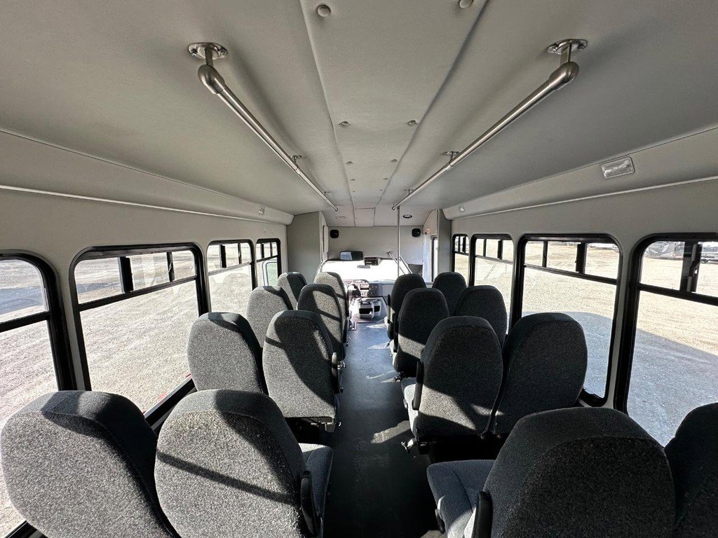 Used 2013 Ford E-450 and Econoline 450 Super Duty w/ Shuttle Bus Prep Pkg image 18