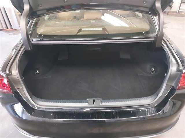 Used 2019 Lexus ES 300h image 12