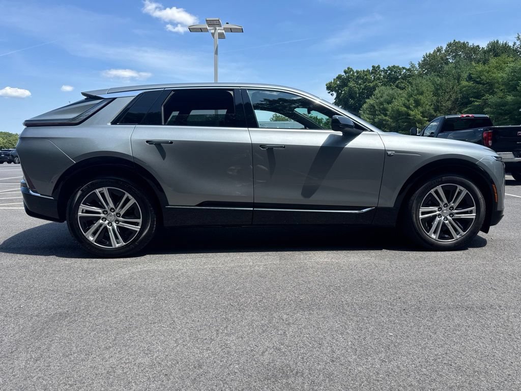 Used 2024 Cadillac Lyriq Tech w/ Driver Assist Package AWD/4WD image 6