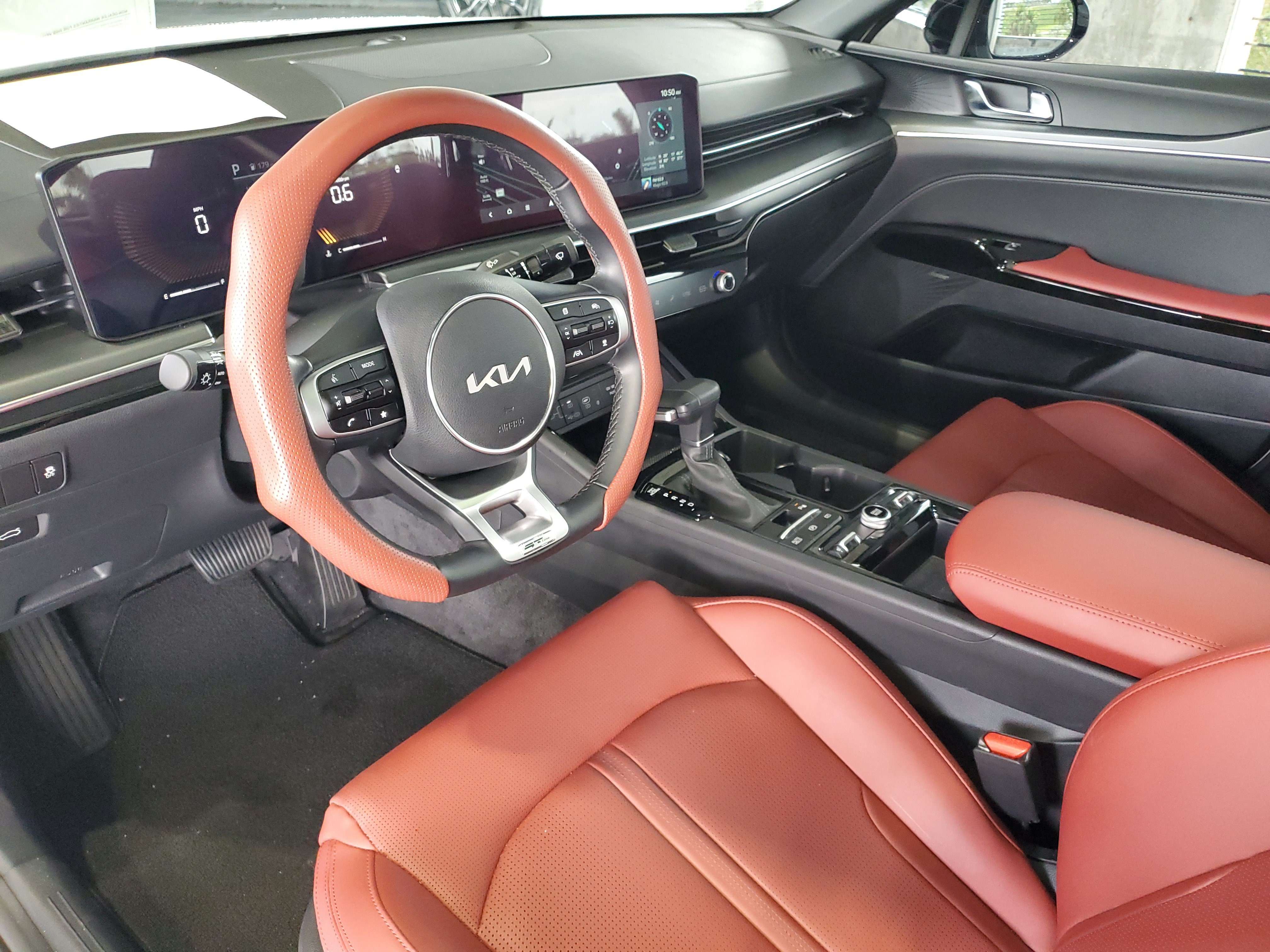 Used 2025 Kia K5 GT-Line w/ GT-Line Premium Package FWD image 17