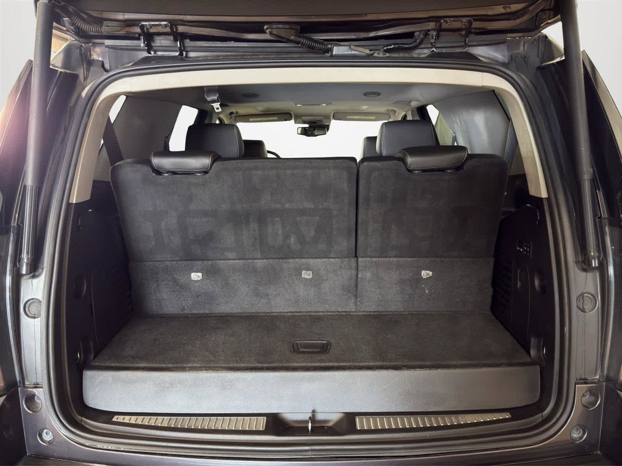 Used 2018 GMC Yukon SLT image 27