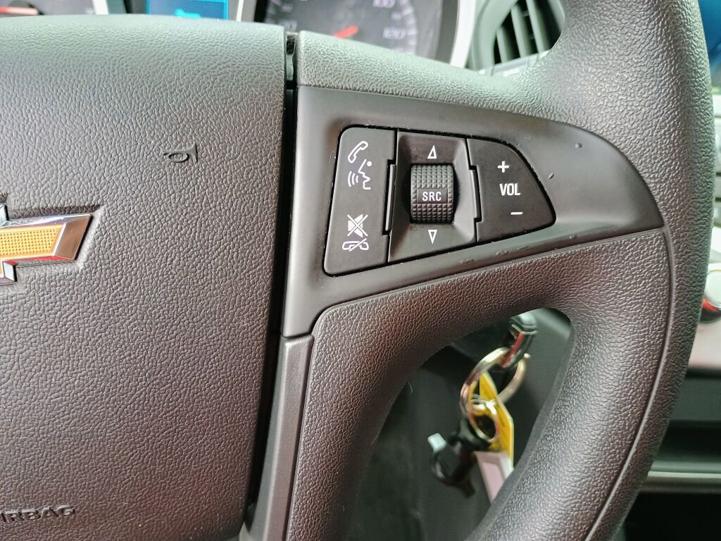 Used 2017 Chevrolet Equinox LS image 11