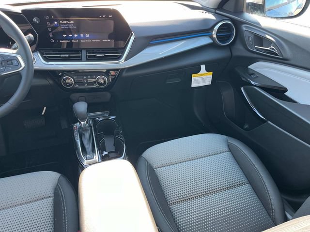 New 2026 Chevrolet Trax LT w/ Driver Confidence Package FWD image 17