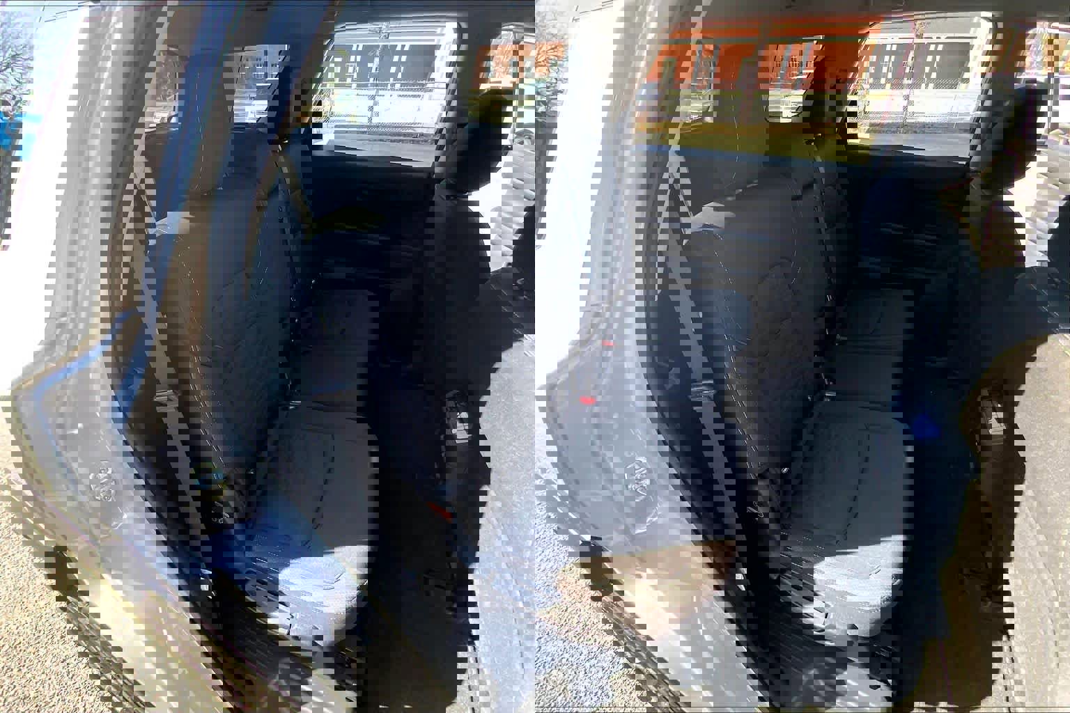 Used 2025 Nissan Pathfinder SV image 20