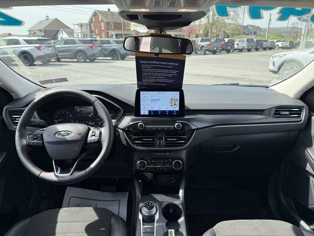 Certified 2022 Ford Escape SEL w/ SEL Stealth AWD Package image 15