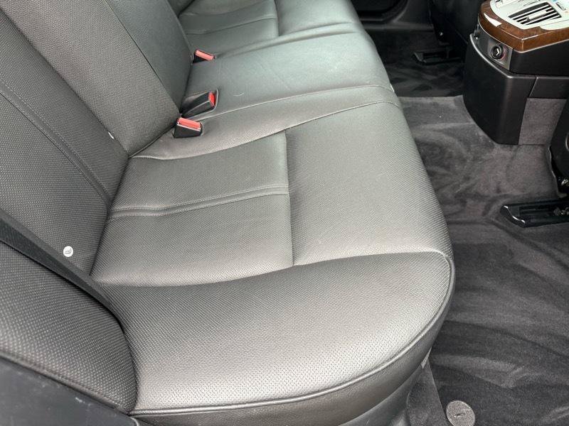 Used 2006 BMW 750i RWD image 48