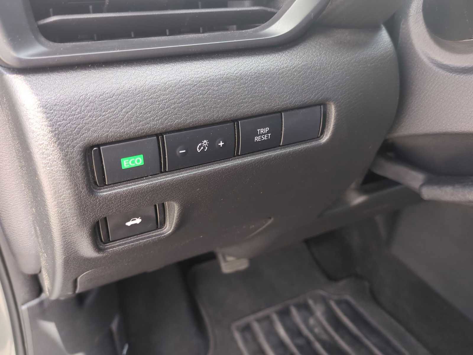 Used 2023 Nissan Sentra S FWD image 33