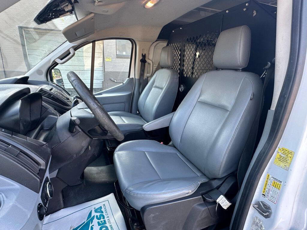 Used 2019 Ford Transit 250 250 3dr SWB Low Roof Cargo Van image 11