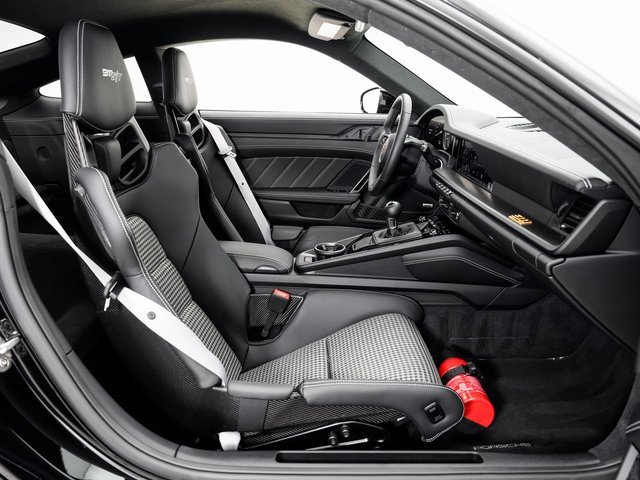 Used 2024 Porsche 911 GT3 RS image 25