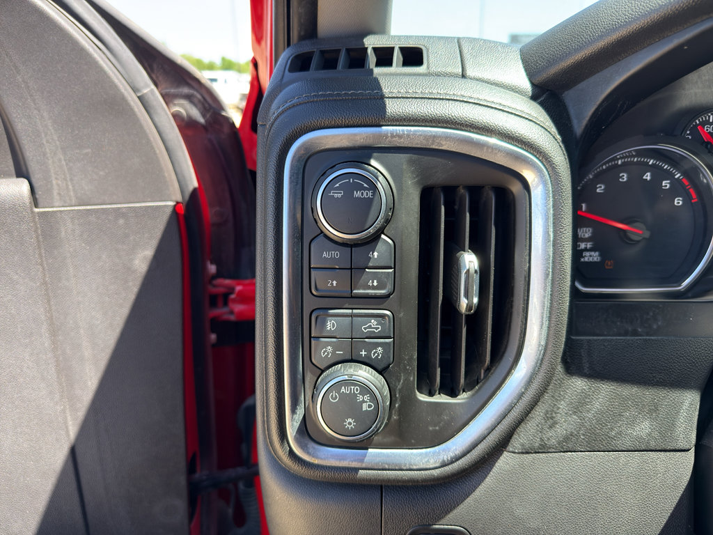 Used 2021 Chevrolet Silverado 1500 RST w/ Texas Edition Plus image 26