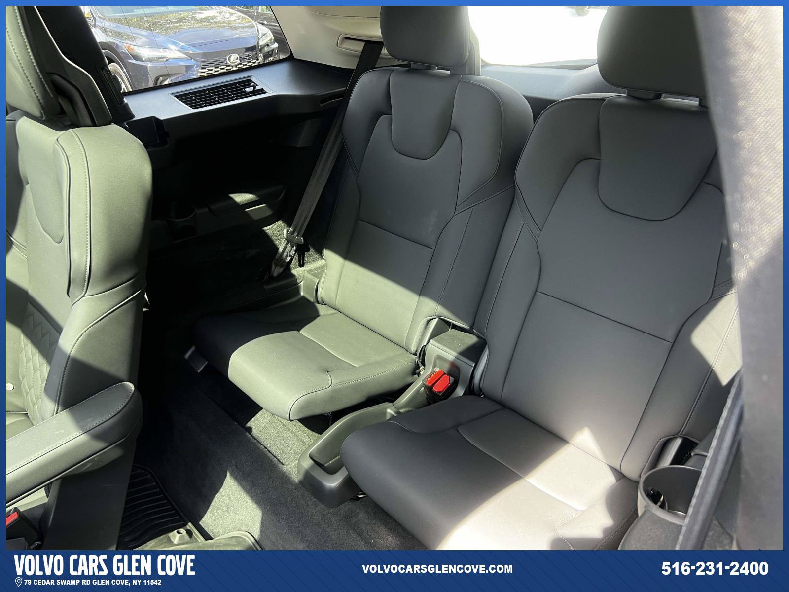 Used 2026 Volvo XC90 B6 Plus w/ Protection Package Premier AWD/4WD image 11