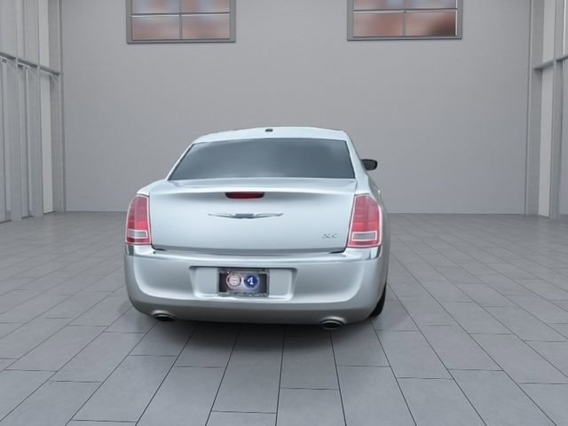 Used 2012 Chrysler 300 RWD image 7
