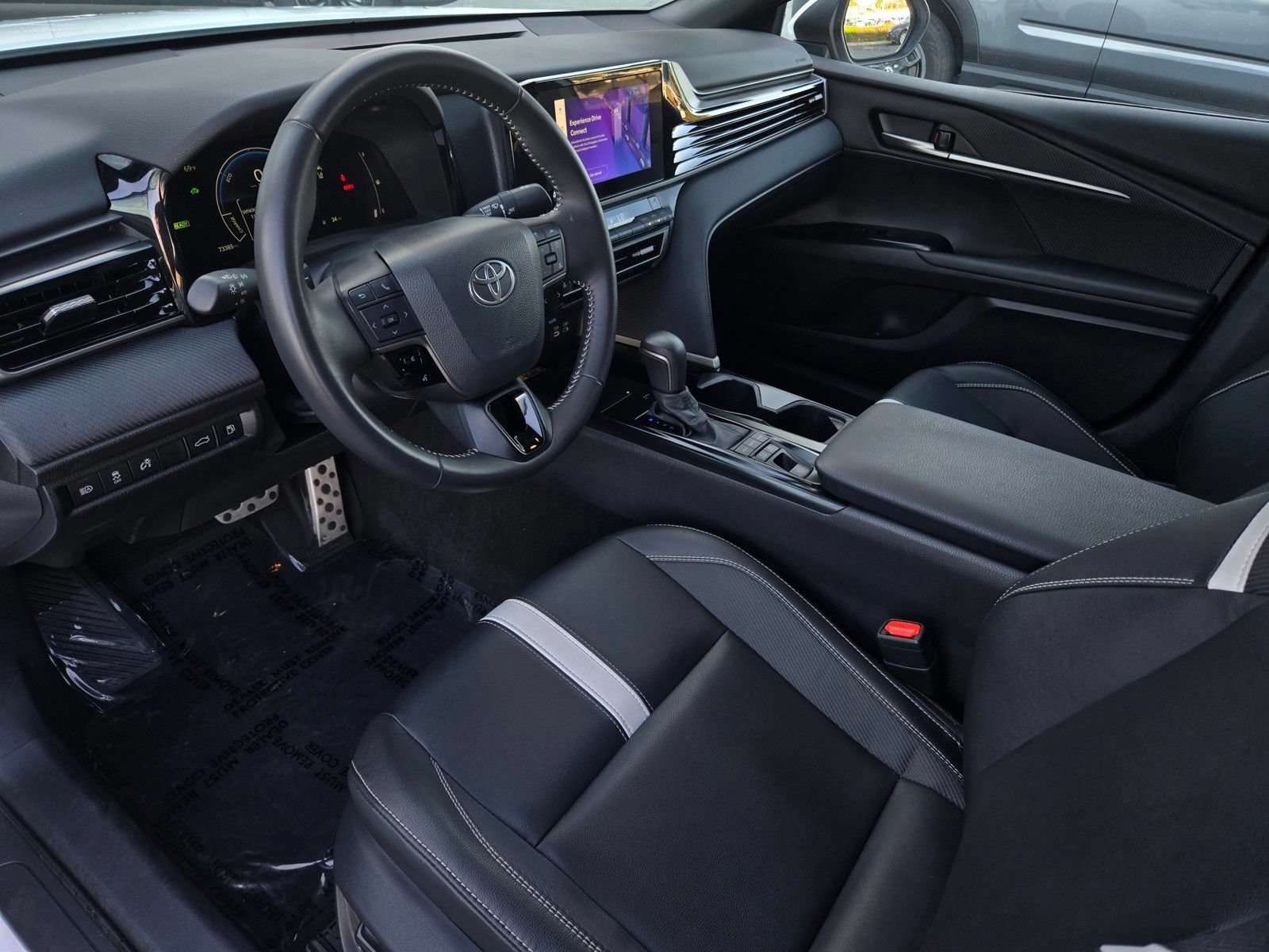 Certified 2025 Toyota Camry SE w/ Convenience Package FWD image 8