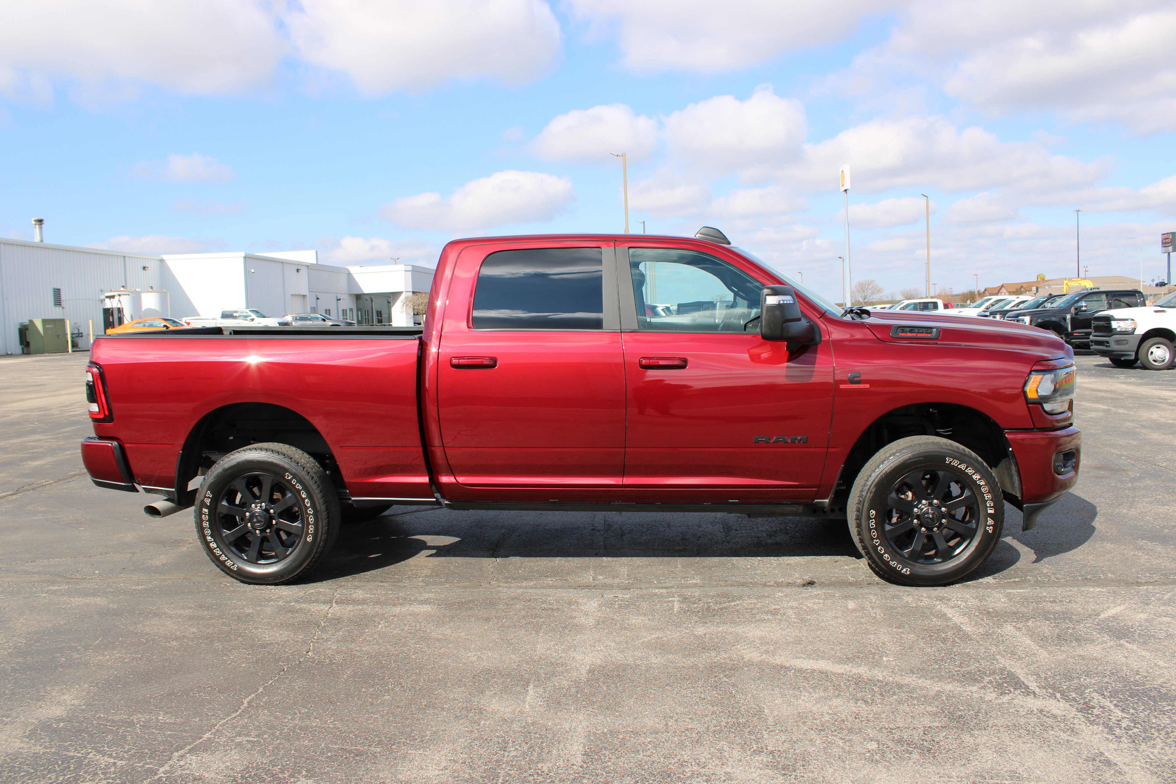 Used 2024 RAM 3500 Big Horn w/ Night Edition image 9