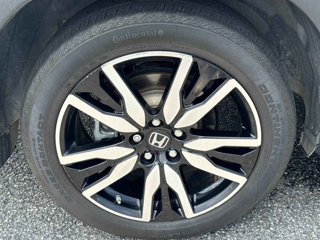 Used 2020 Honda Pilot Touring image 19