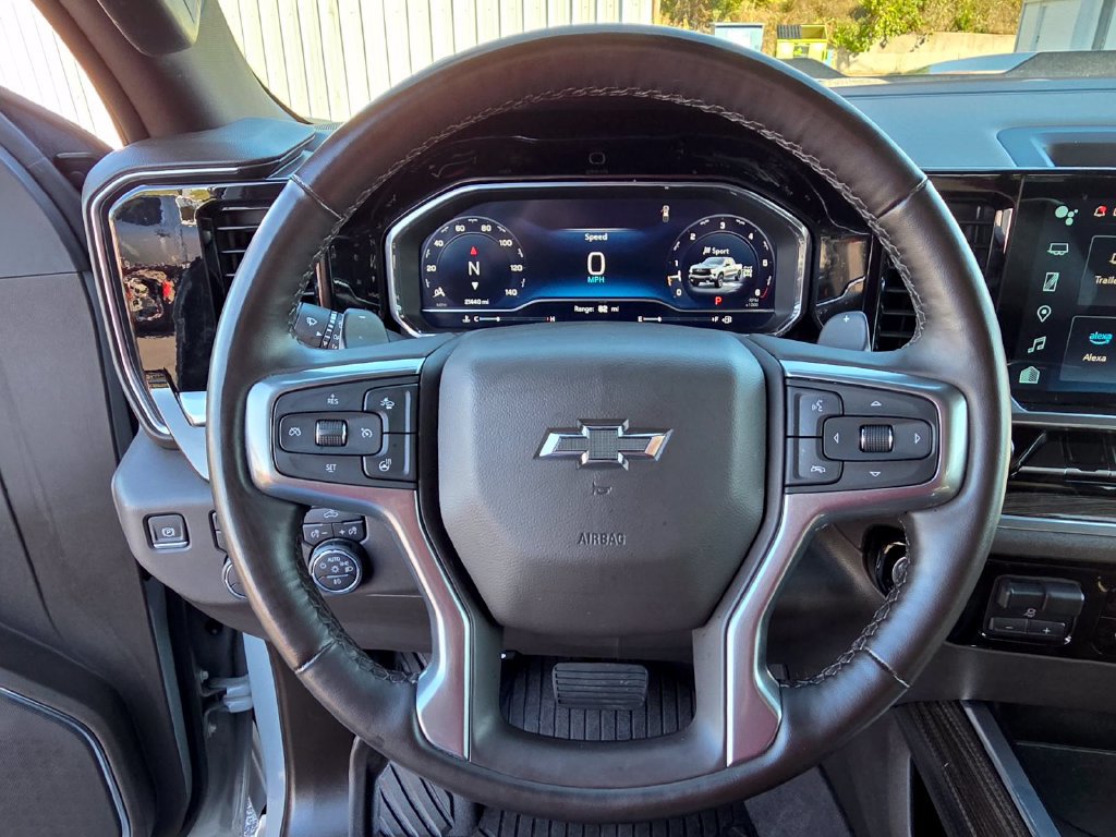 Used 2024 Chevrolet Silverado 1500 LT Trail Boss w/ Convenience Package II AWD/4WD image 18