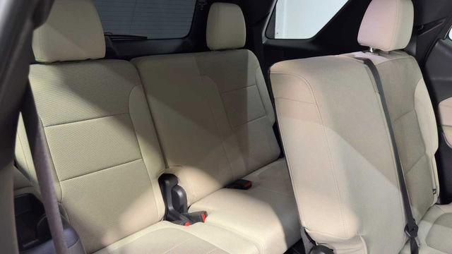 Used 2023 Chevrolet Traverse LS w/ Midnight/Sport Edition FWD image 16