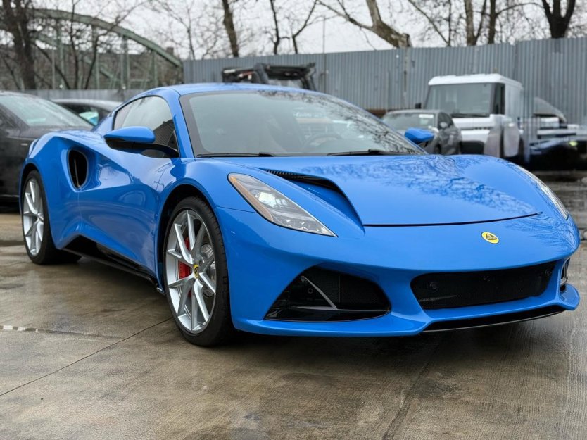 Used 2024 Lotus Emira First Edition image 1
