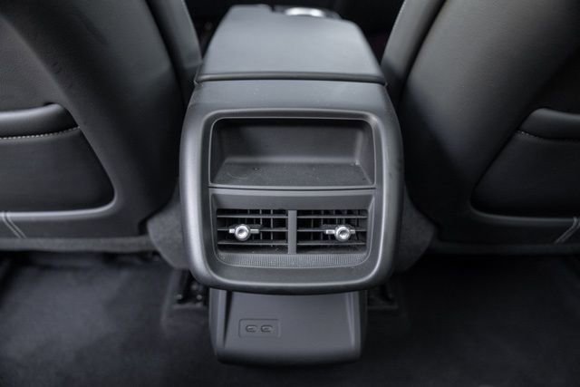 Used 2024 Cadillac Lyriq Luxury RWD image 49