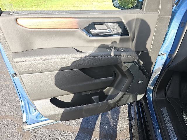 New 2026 GMC Yukon Denali w/ Advanced Technology Package image 10