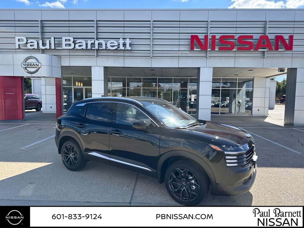 New 2026 Nissan Kicks SR