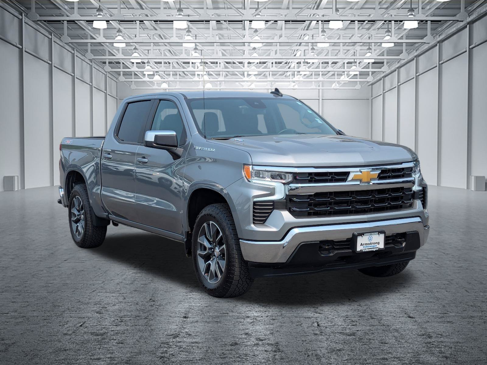 Used 2024 Chevrolet Silverado 1500 LT AWD/4WD image 7
