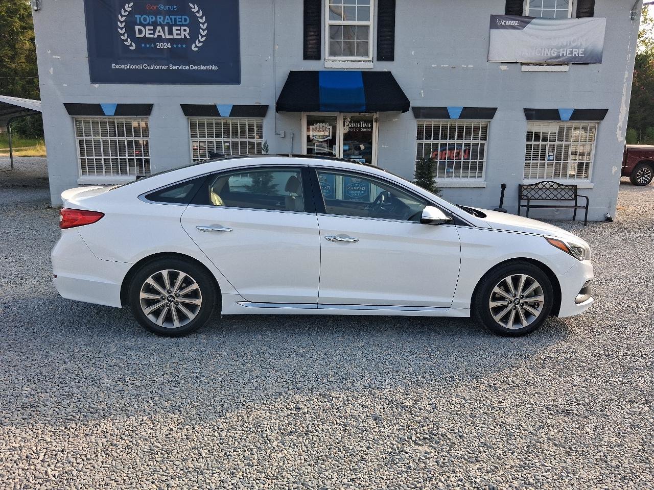 Used 2016 Hyundai Sonata Limited w/ Option Group 05 FWD image 6